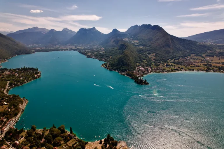 Randonnée Haute-Savoie : Les 15 Plus Belles en 2026 (Guide Complet)