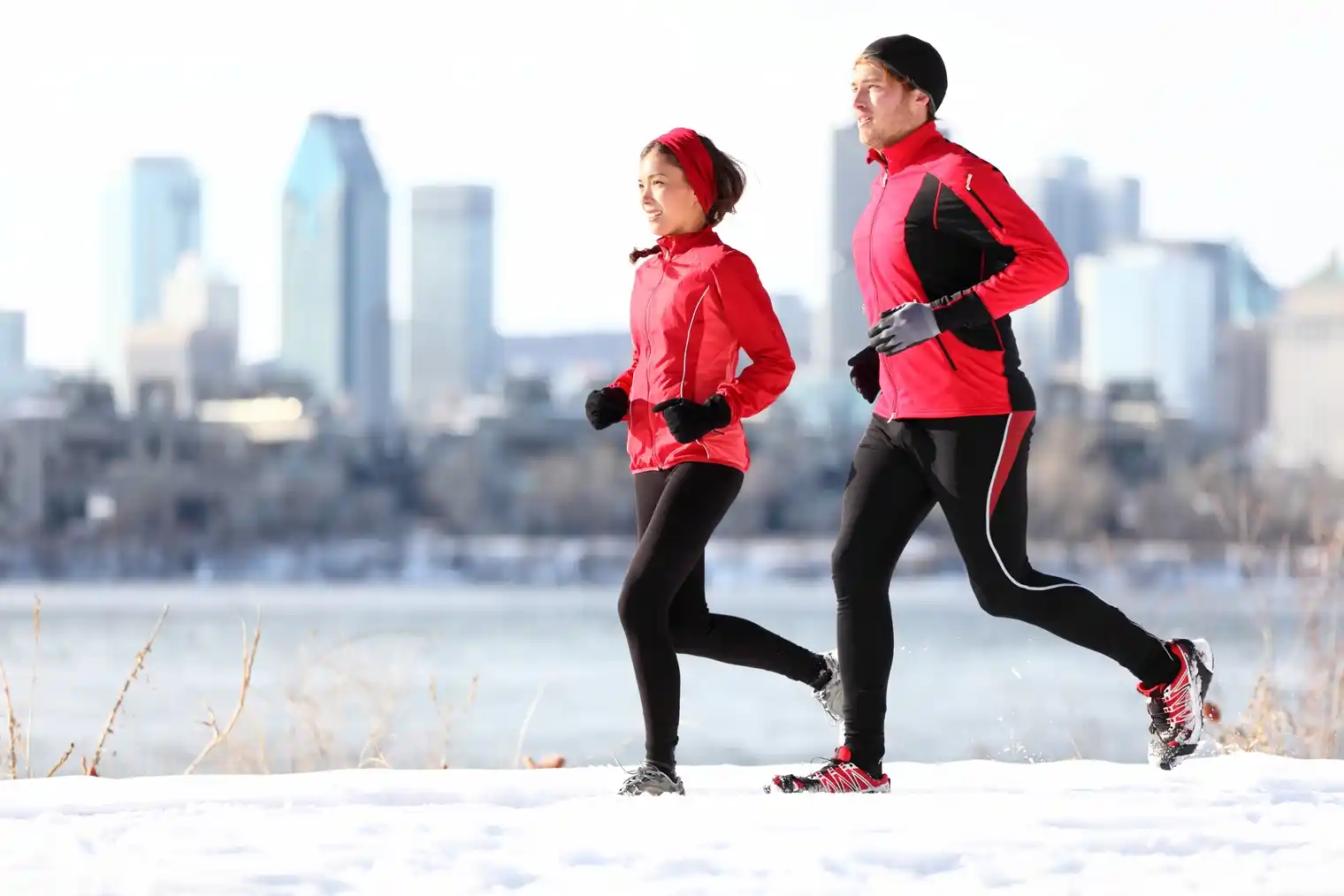 Courir en hiver : le guide complet pour s’entraîner par temps froid