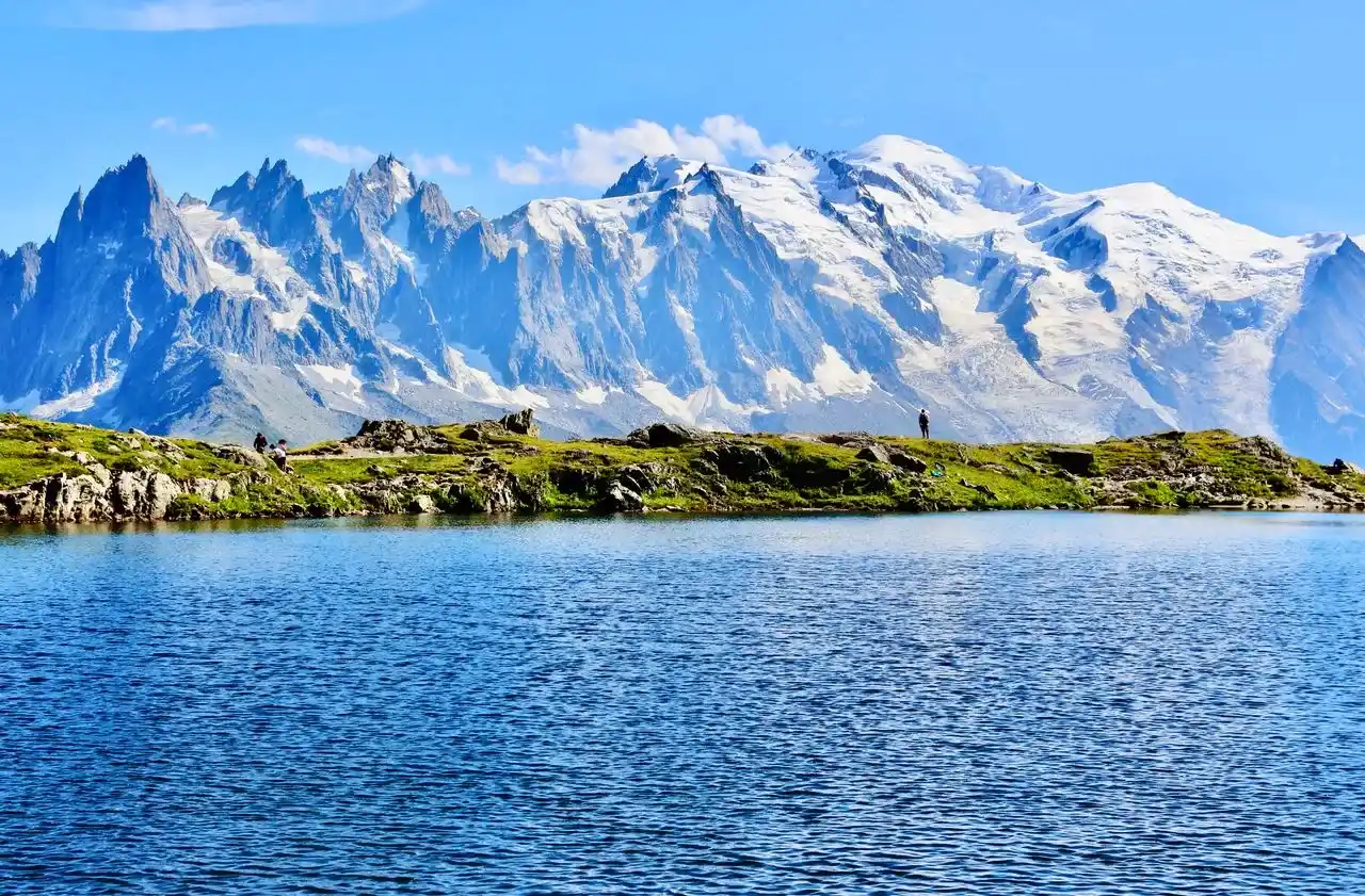 Tour du Mont Blanc randonnée : le guide complet du TMB (étapes, réservation 2027, bivouac, trail)